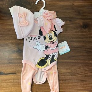 Disney Baby “Be More Minnie” 5-piece set (6-9 months)